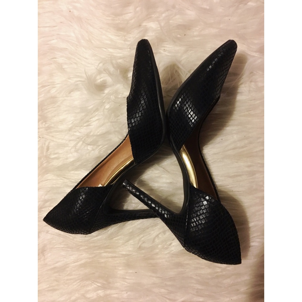 Faux Snake Skin Heel with Gold Accent